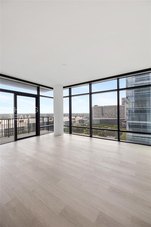 808 Crawford Street 4102, Houston, TX 77010