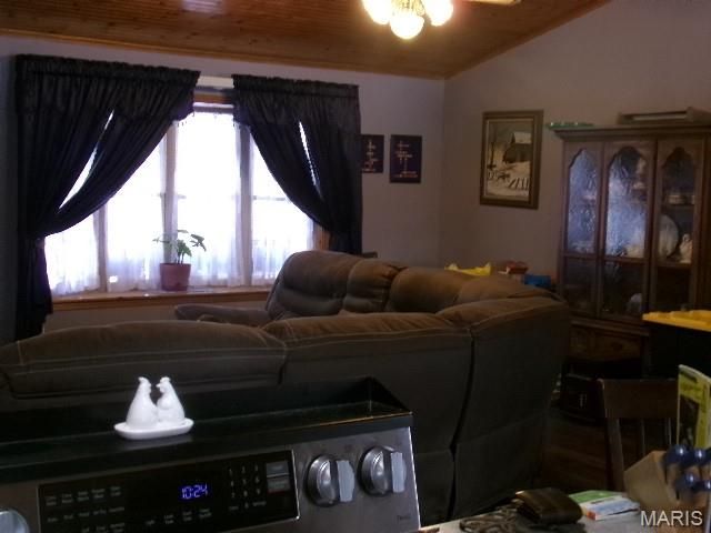 1160 County Road 6150, Salem, MO 65560