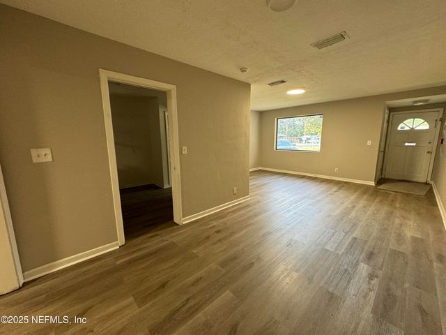 5612 OLIVER Street, Jacksonville, FL 32211