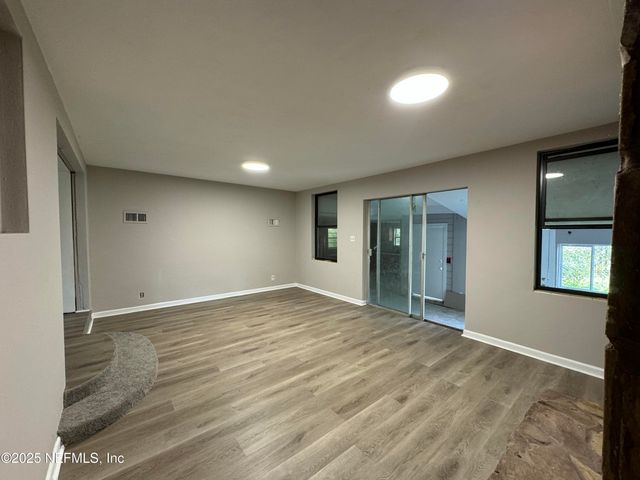 5612 OLIVER Street, Jacksonville, FL 32211