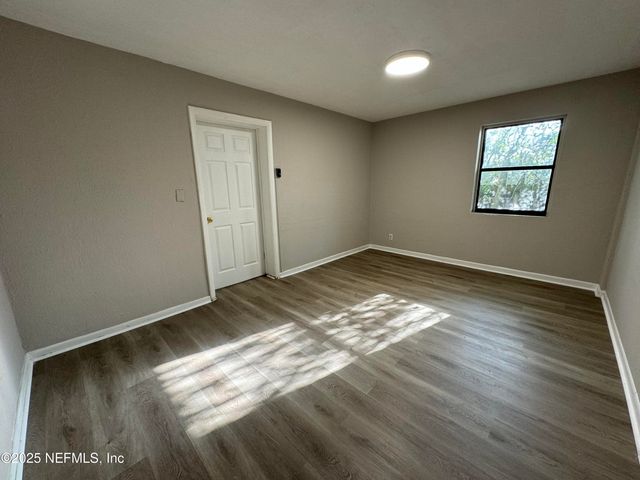 5612 OLIVER Street, Jacksonville, FL 32211