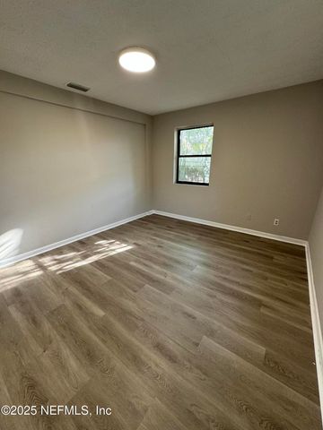 5612 OLIVER Street, Jacksonville, FL 32211