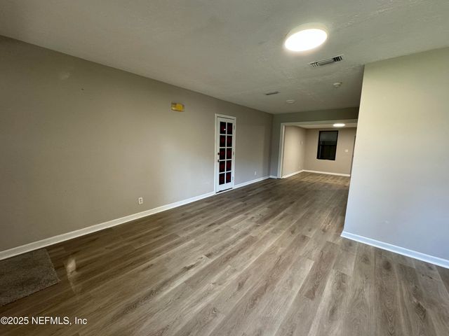 5612 OLIVER Street, Jacksonville, FL 32211