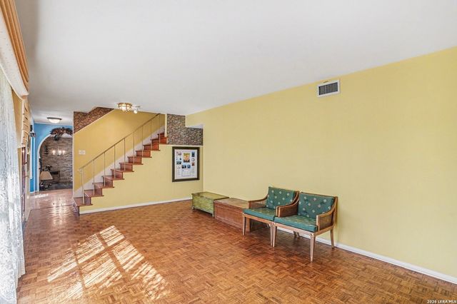 207 Coronet, San Antonio, TX 78216