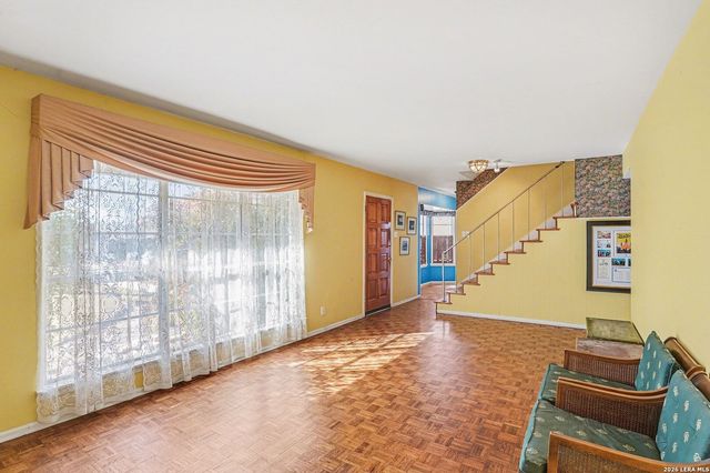 207 Coronet, San Antonio, TX 78216