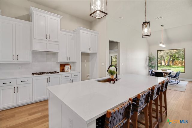 11006 Eagle Walk Boulevard, Salado, TX 76571