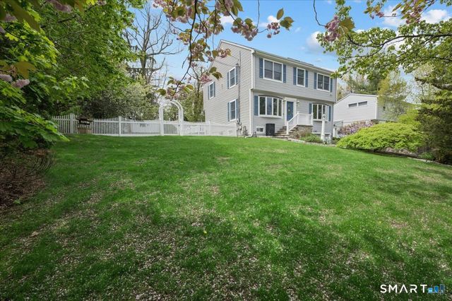 293 Bouton Street West, Stamford, CT 06907