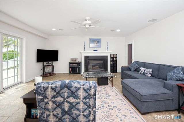 293 Bouton Street West, Stamford, CT 06907