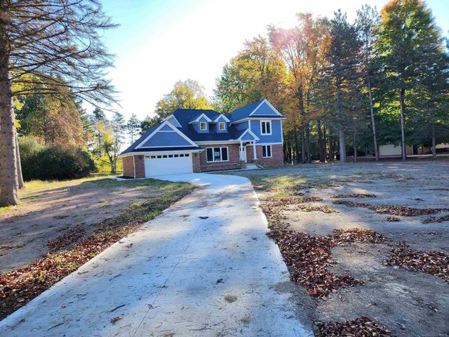 28430 Ranchwood Drive, Southfield, MI 48076