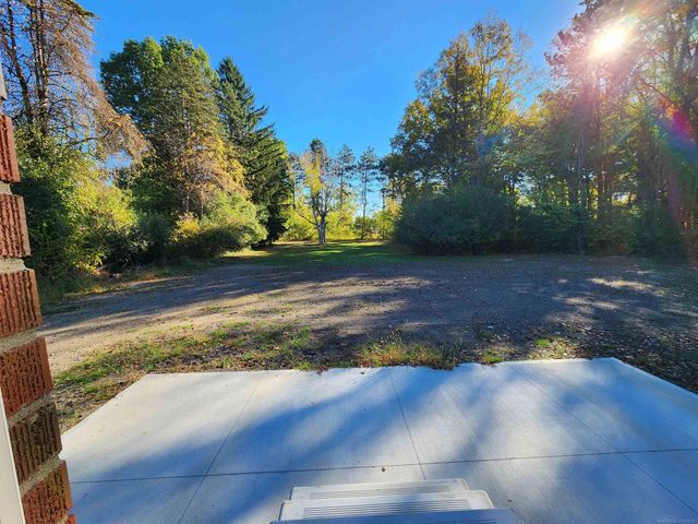 28430 Ranchwood Drive, Southfield, MI 48076