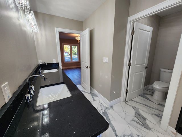 28430 Ranchwood Drive, Southfield, MI 48076