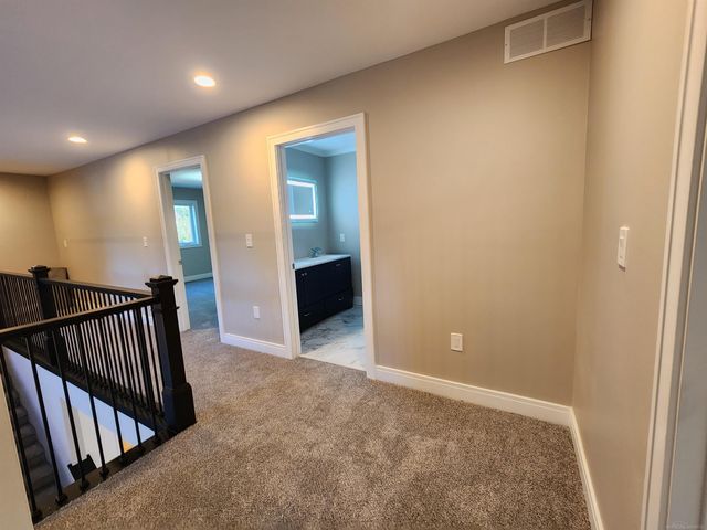 28430 Ranchwood Drive, Southfield, MI 48076