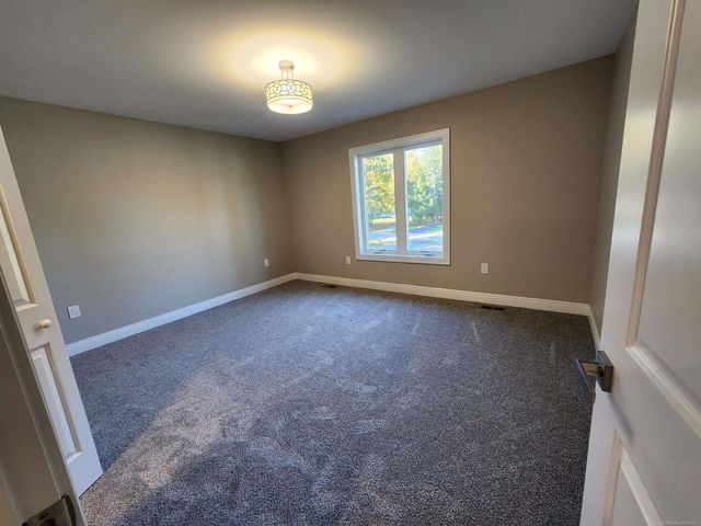 28430 Ranchwood Drive, Southfield, MI 48076