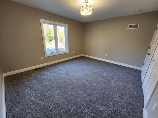 28430 Ranchwood Drive, Southfield, MI 48076