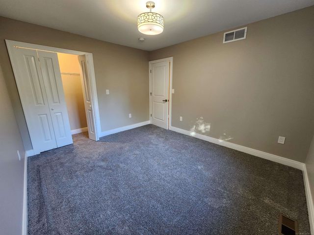 28430 Ranchwood Drive, Southfield, MI 48076