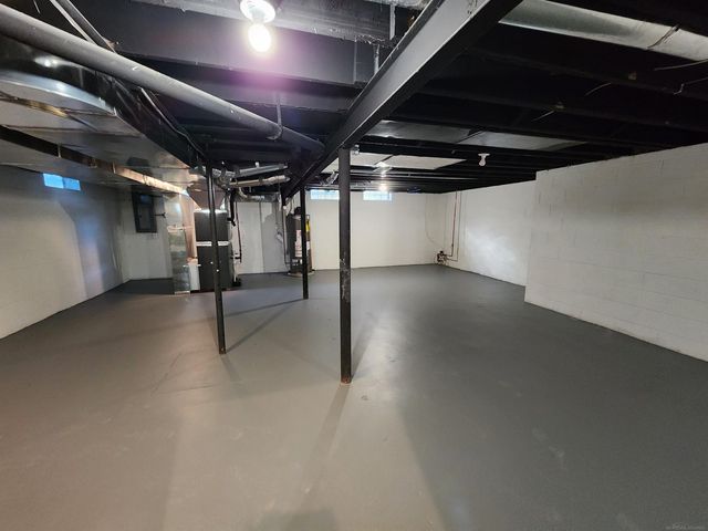 28430 Ranchwood Drive, Southfield, MI 48076