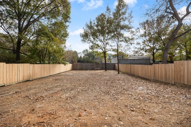 2182 Echo Lake Drive, Dallas, TX 75253