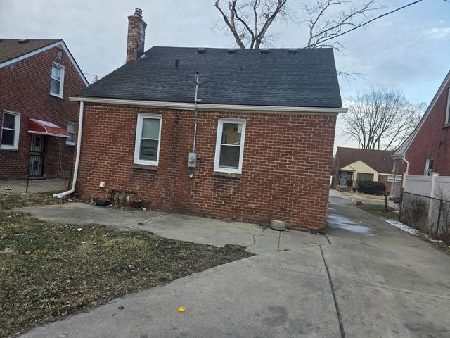 18556 Kentfield Street, Detroit, MI 48219