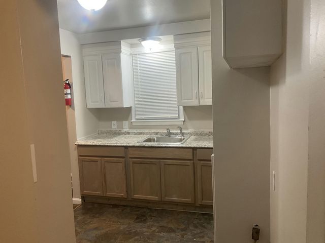 18556 Kentfield Street, Detroit, MI 48219