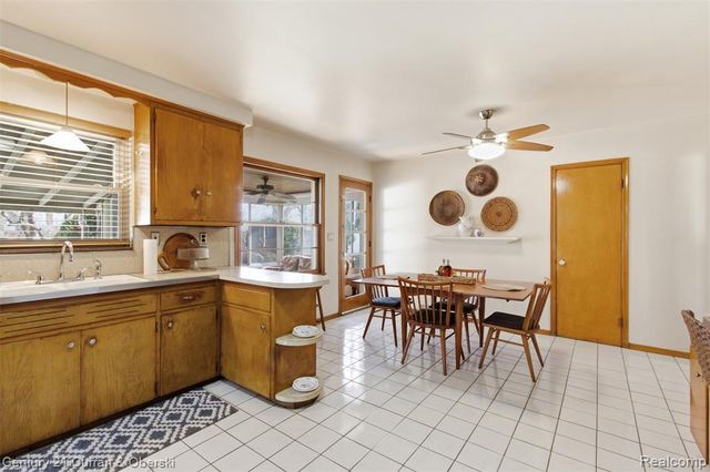 26780 Crystal Avenue, Warren, MI 48091