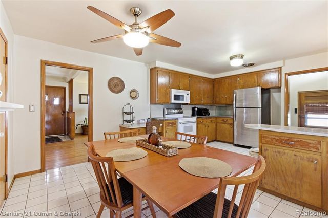 26780 Crystal Avenue, Warren, MI 48091