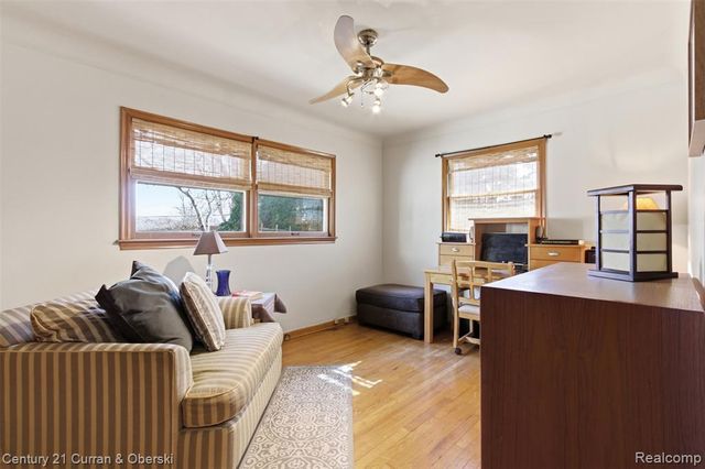 26780 Crystal Avenue, Warren, MI 48091