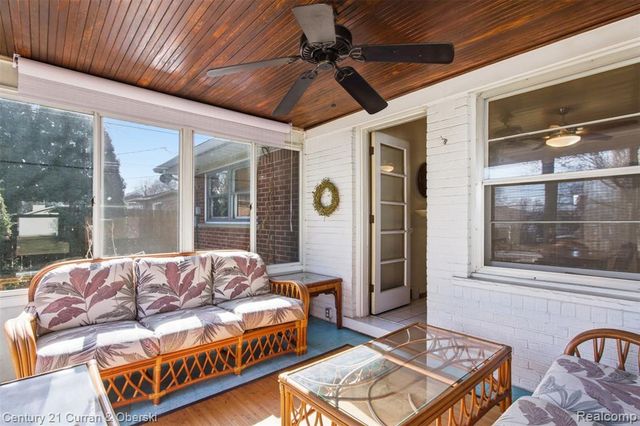 26780 Crystal Avenue, Warren, MI 48091