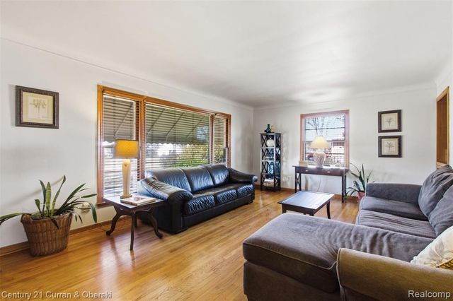 26780 Crystal Avenue, Warren, MI 48091