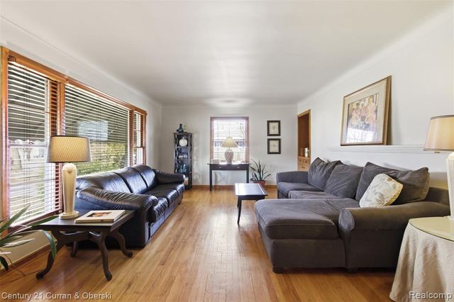 26780 Crystal Avenue, Warren, MI 48091