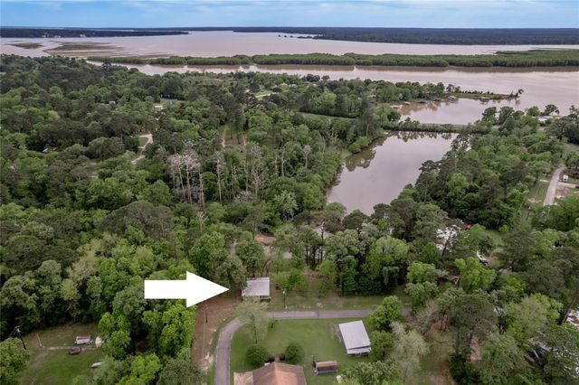 318 Timberline Drive, Trinity, TX 75862