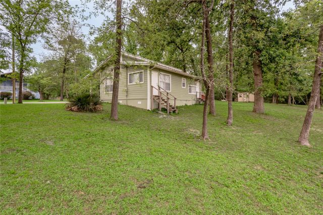 318 Timberline Drive, Trinity, TX 75862