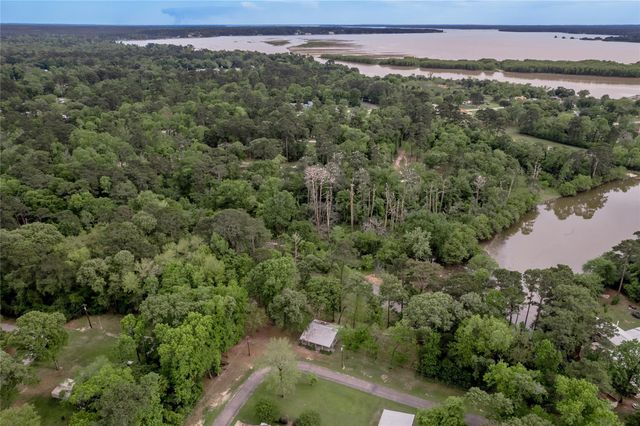 318 Timberline Drive, Trinity, TX 75862