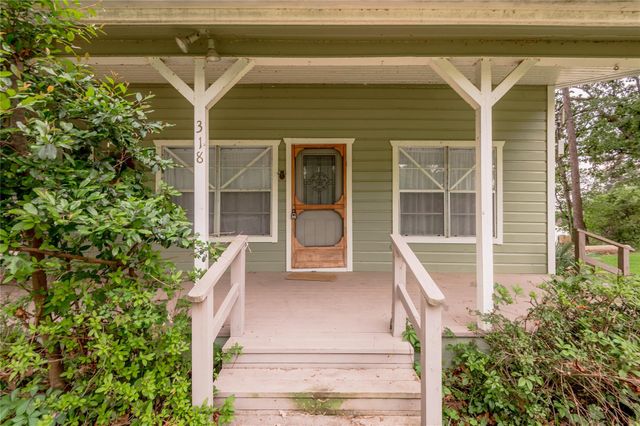 318 Timberline Drive, Trinity, TX 75862