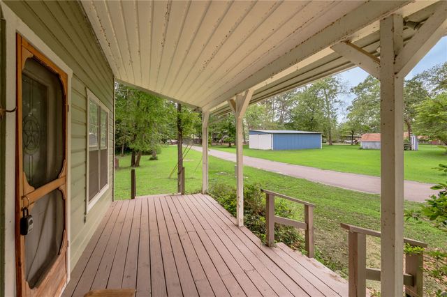 318 Timberline Drive, Trinity, TX 75862