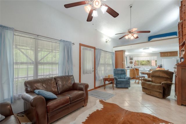 318 Timberline Drive, Trinity, TX 75862