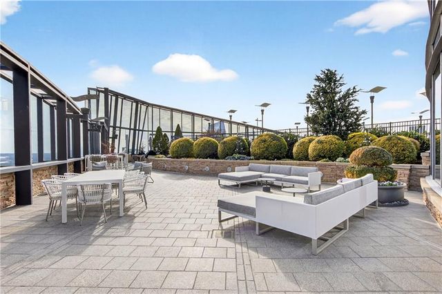 3344 Peachtree NE Road 2904, Atlanta, GA 30326