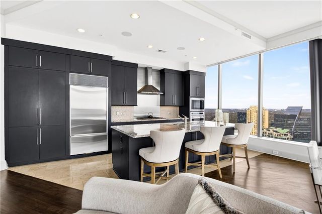 3344 Peachtree NE Road 2904, Atlanta, GA 30326