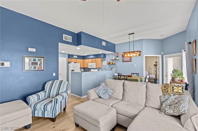 9303 Gilcrease Avenue 2238, Las Vegas, NV 89149