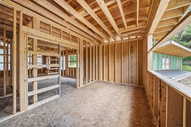 2323 Mcdevitt Road, Franklin Park, PA 15143