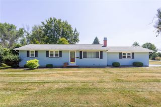 195 Kuhn Road, Greece, NY 14612