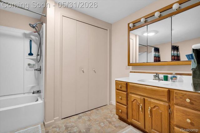 10294 Nichols Road, Gaines Township, MI 48436