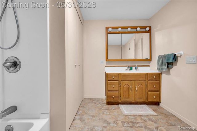 10294 Nichols Road, Gaines Township, MI 48436