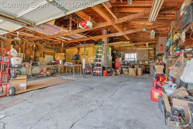 10294 Nichols Road, Gaines Township, MI 48436