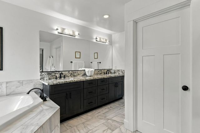 1711 Maple Glen Rd, Sacramento, CA 95864