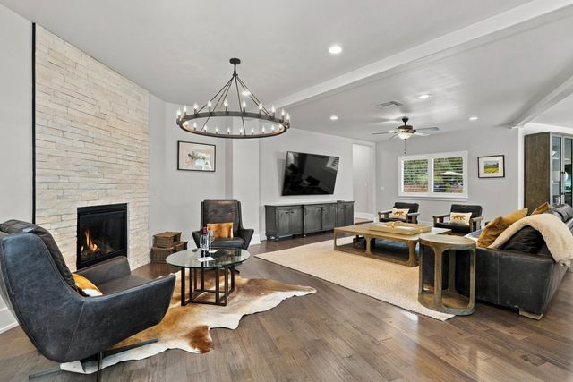 1711 Maple Glen Rd, Sacramento, CA 95864