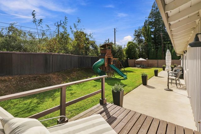 1711 Maple Glen Rd, Sacramento, CA 95864