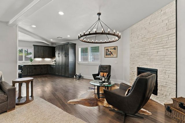 1711 Maple Glen Rd, Sacramento, CA 95864