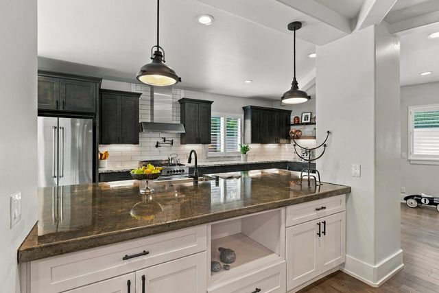 1711 Maple Glen Rd, Sacramento, CA 95864
