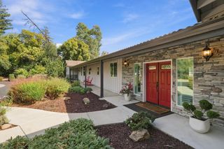 1711 Maple Glen Rd, Sacramento, CA 95864