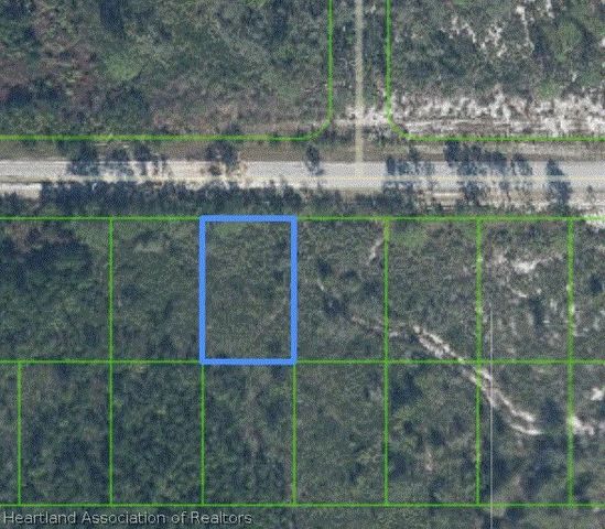 6901 Columbus Boulevard, Sebring, FL 33872